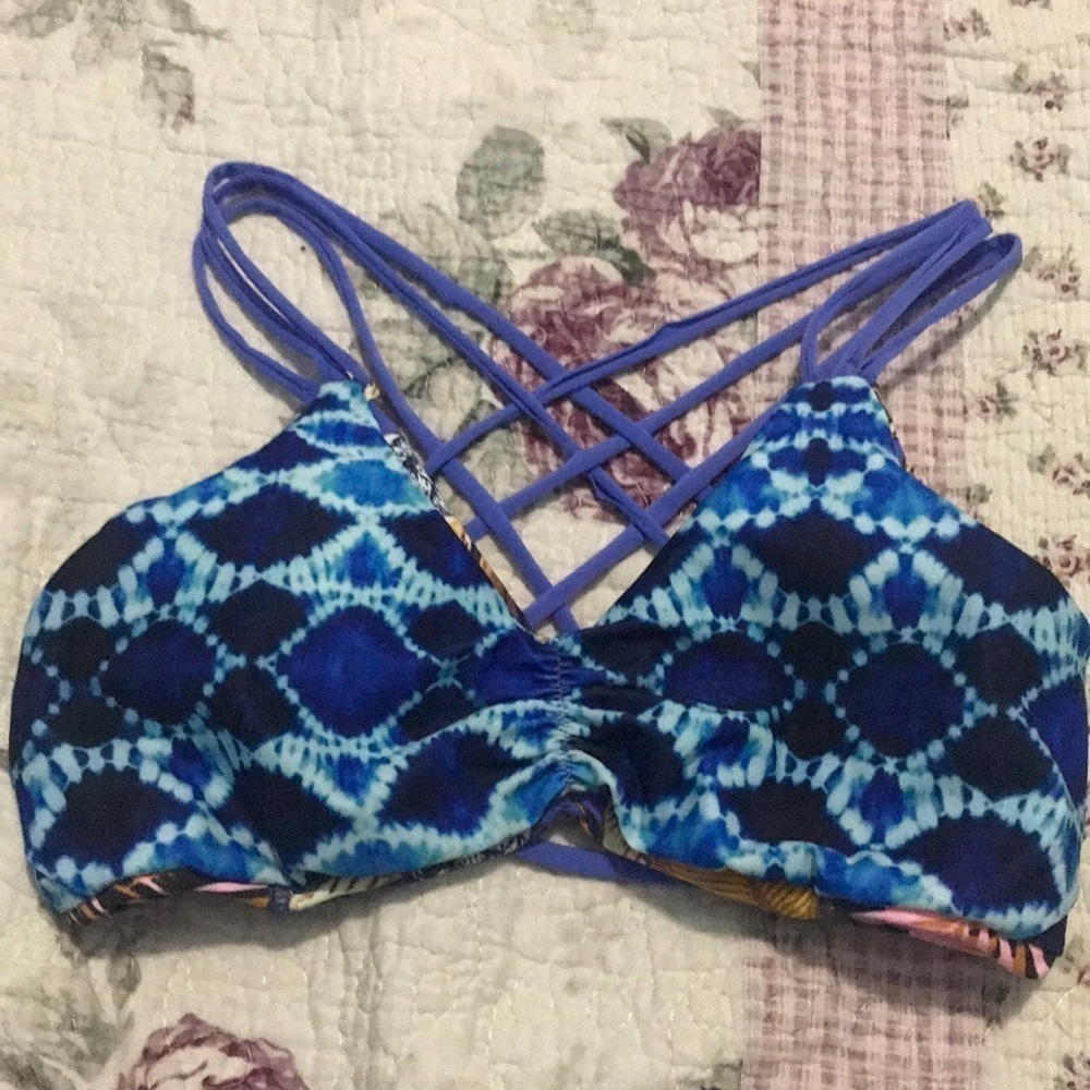 Maaji Rally Racers Reversible Bralette Bikini Top - Picture 5 of 7